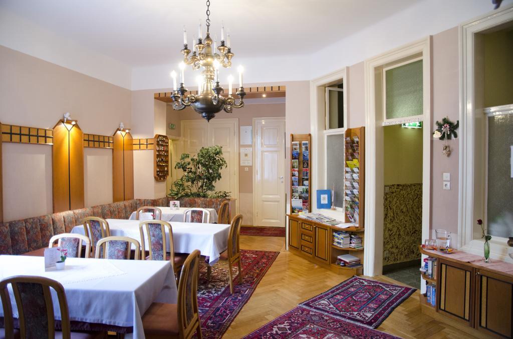 Schweizer Pension Solderer Vienna Exterior photo